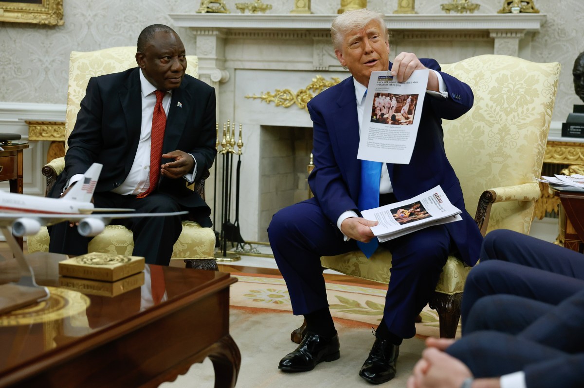 Featured image for post: The Oval Office Bully Pulpit