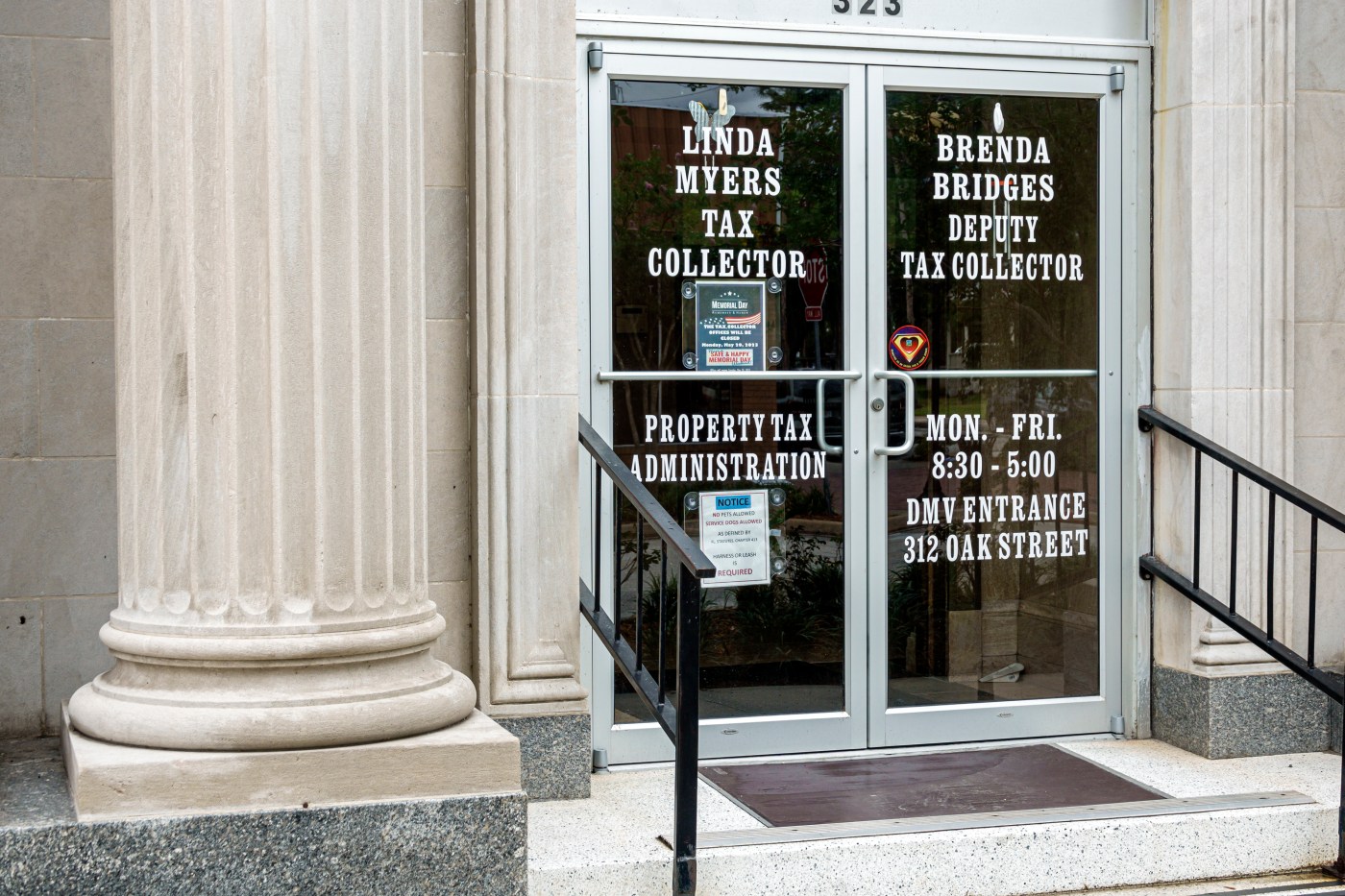 Palatka, Florida, tax collector property administration and DMV offices