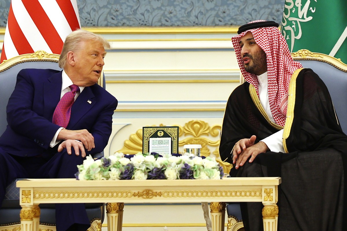 Featured image for post: Trump’s Middle East Trip Calls Attention to His Personal Business Ties