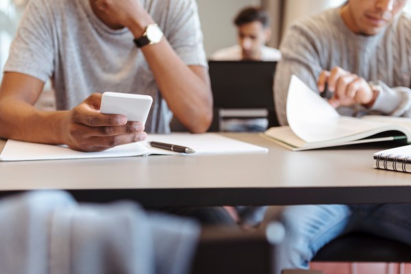 Featured image for post: School Cellphone Bans Gain Momentum