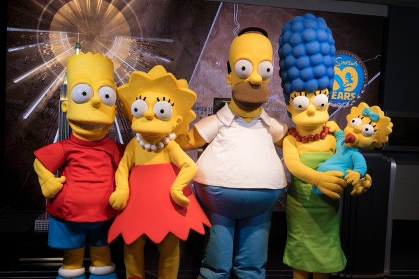 Featured image for post: Did ‘The Simpsons’ Predict the Coldplay Concert Cheating Scandal?